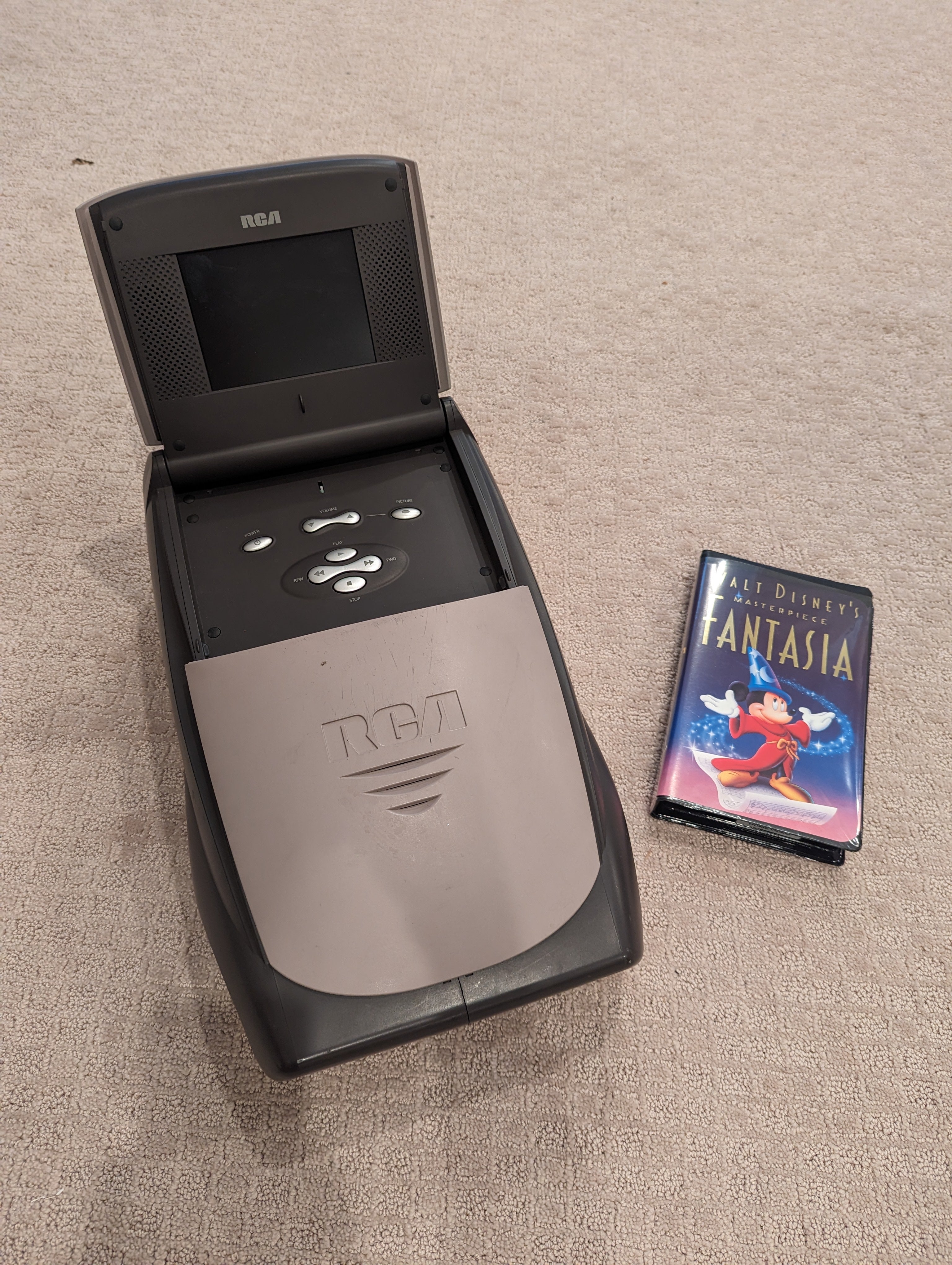 RCA Portable VHS Player BLV552 VHS Tapes 1977 2002 Westport Tech rca-portable-vhs-player-blv552-vhs-tapes-1977-2002-westport-tech