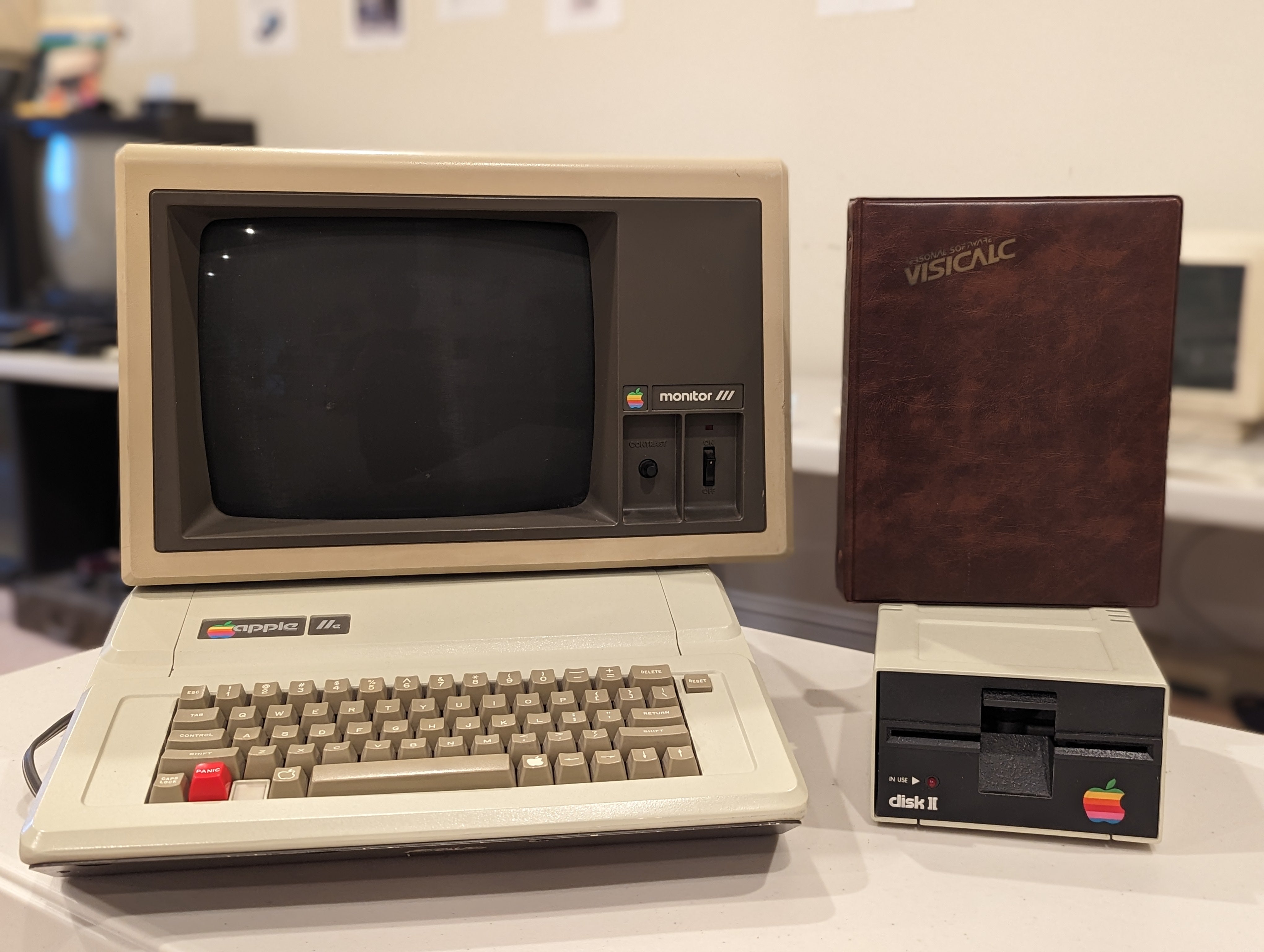 Apple II Line 1977 1993 Westport Tech Museum Apple II Line 1977 1993 Westport Tech Museum