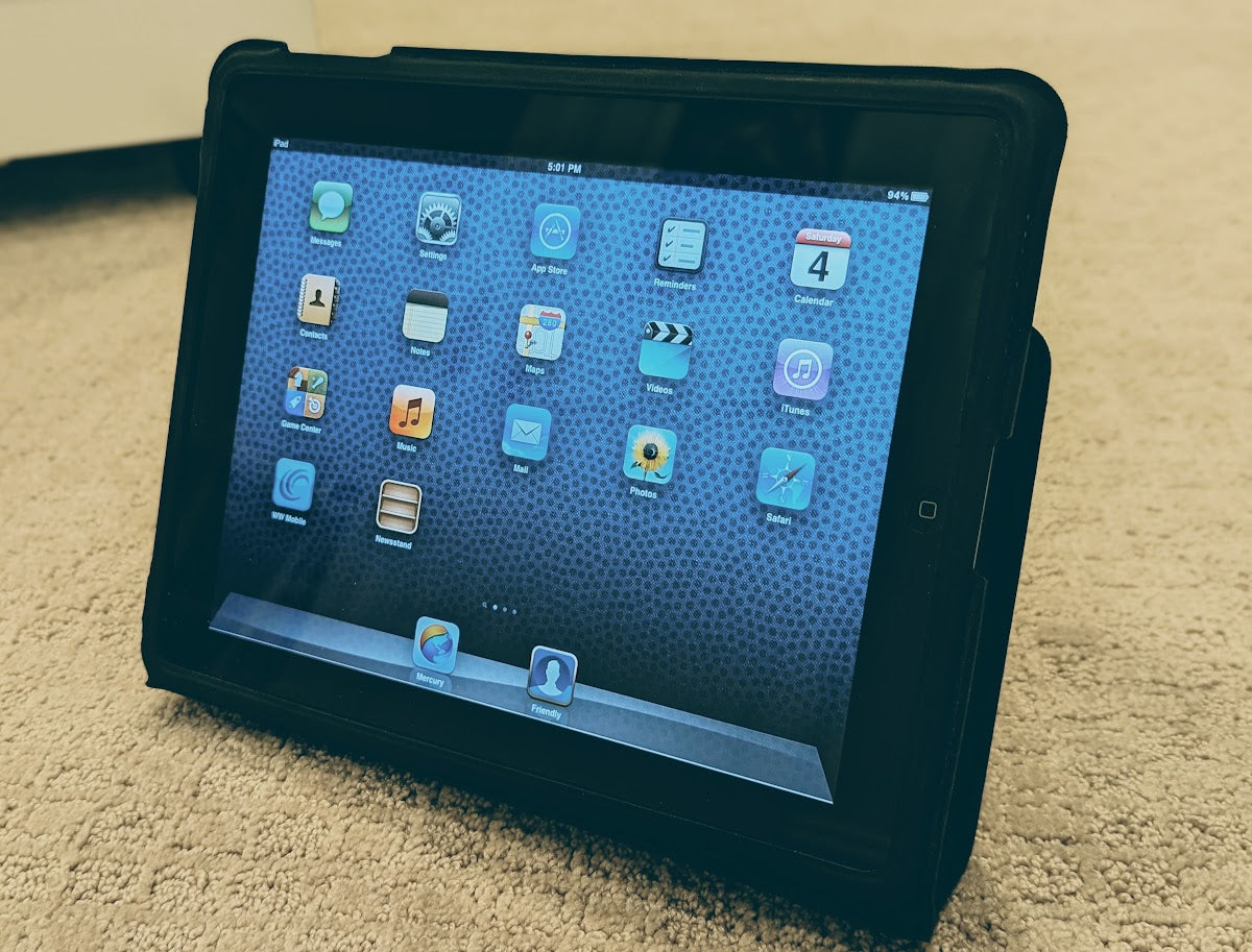 First Edition Pad Apple iPad 1st Generation: Revolutionary Tablet Released by Steve Jobs ...