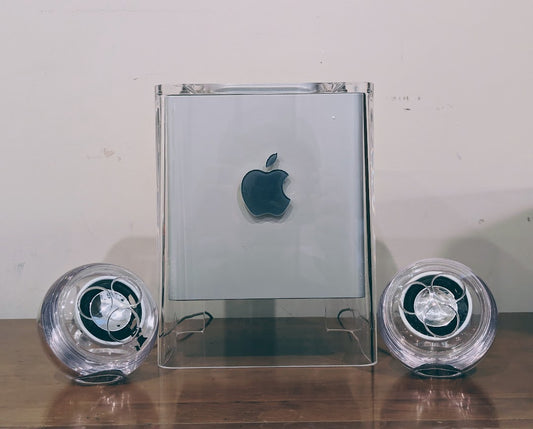 Apple iPod Classic (2001-2005) – Westport Tech Museum