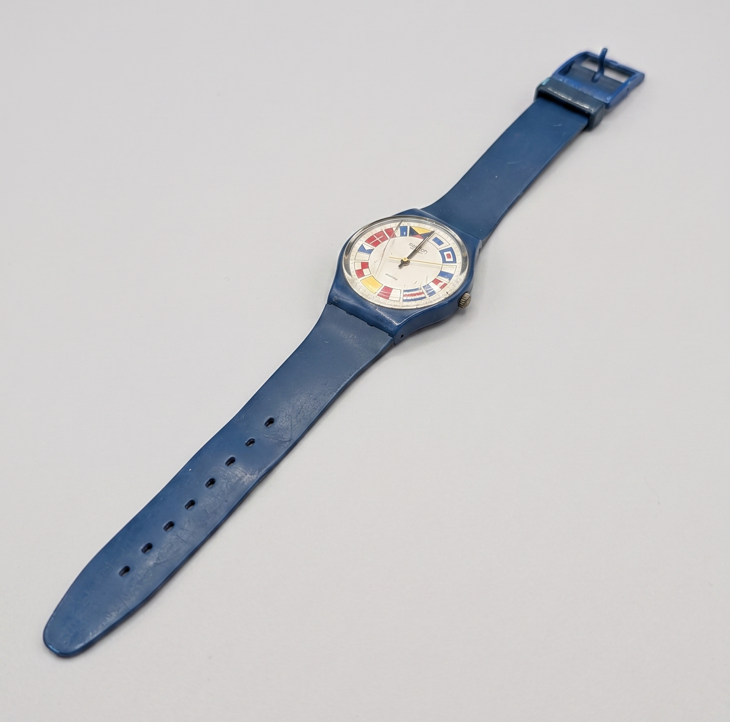 Swatch "12 Flags" Model GS101 Analog Watch (1984)