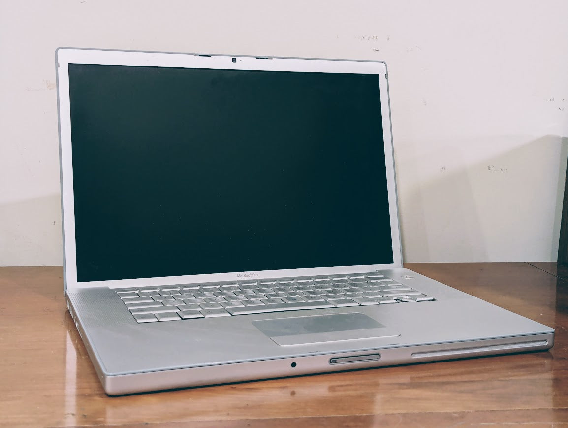 Apple MacBook Pro Aluminum (2006)