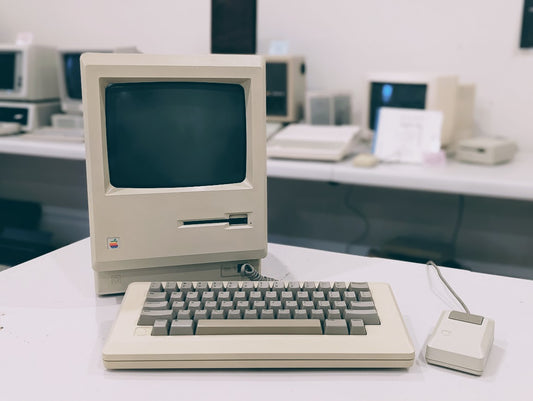Apple Macintosh 128K (1984-1985)
