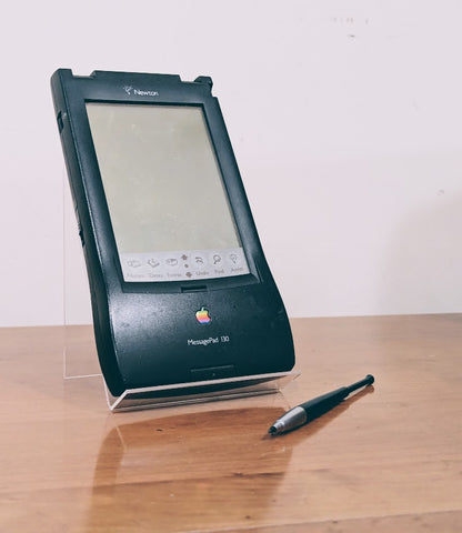 Apple Newton MessagePad Line (1993-1998) – Westport Tech Museum