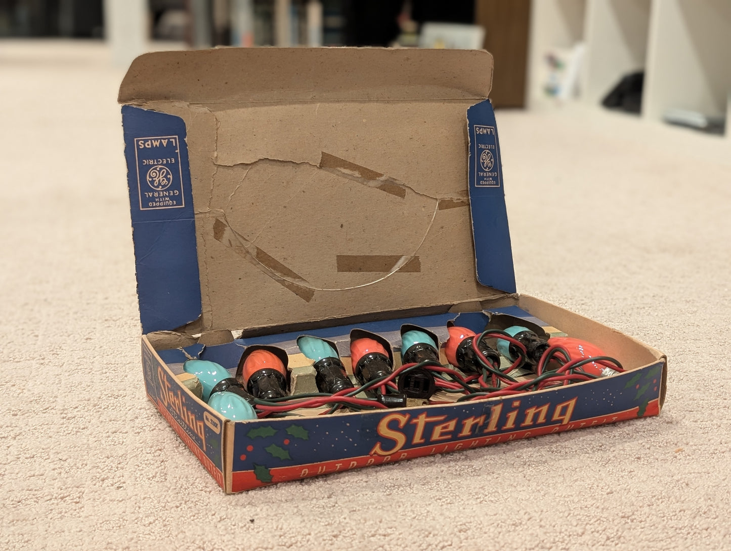 Sterling Straitline Outdoor Lighting Outfit (1950s)