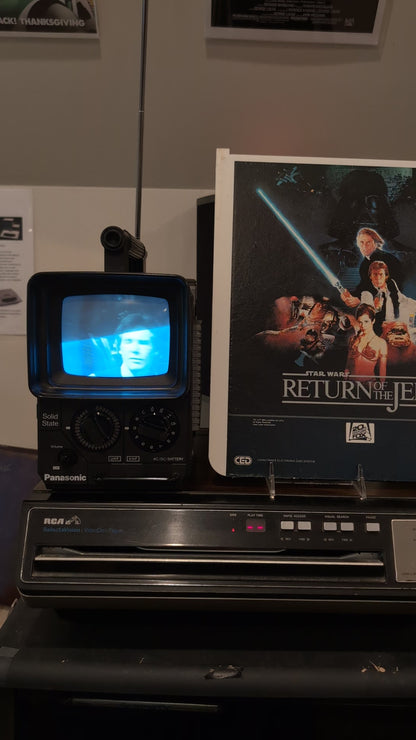 RCA SelectaVision SFT-100W CED Player & "Race For Your Life, Charlie Brown!" CED (1981-1984)