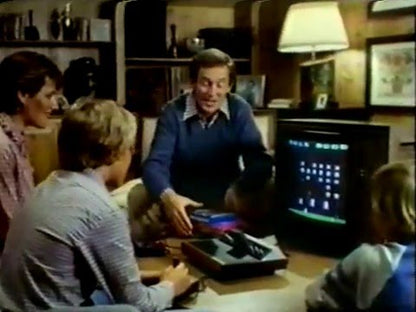 Atari 2600 - "Space Invaders" (1980)