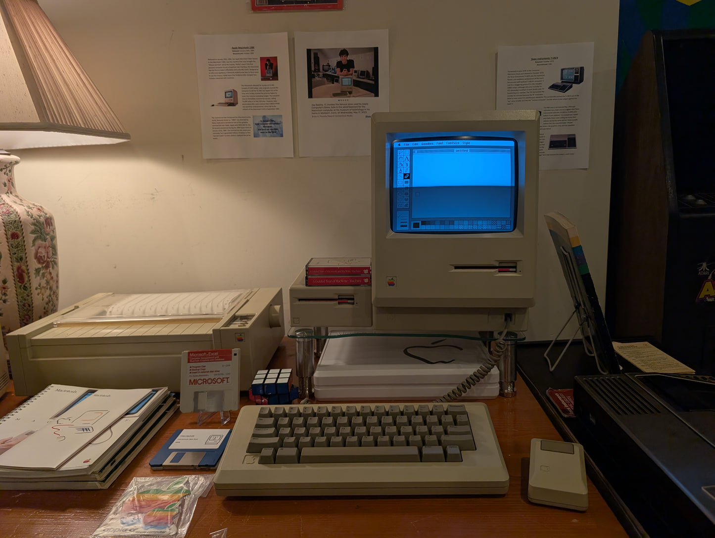 Apple Macintosh 128K - First Generation Macintosh (1984-1985)