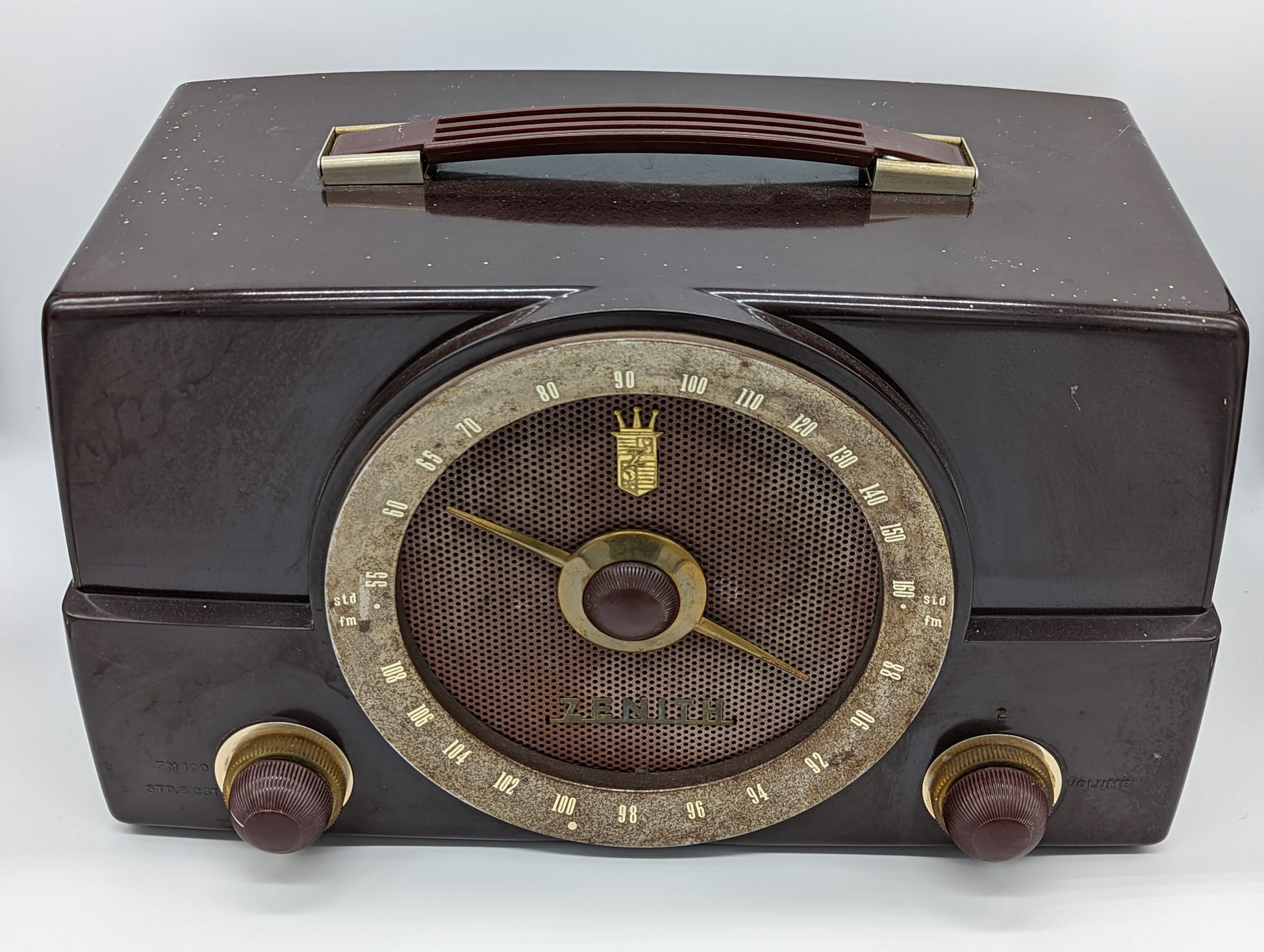 Zenith AM/FM Radio (1950) – Westport Tech Museum