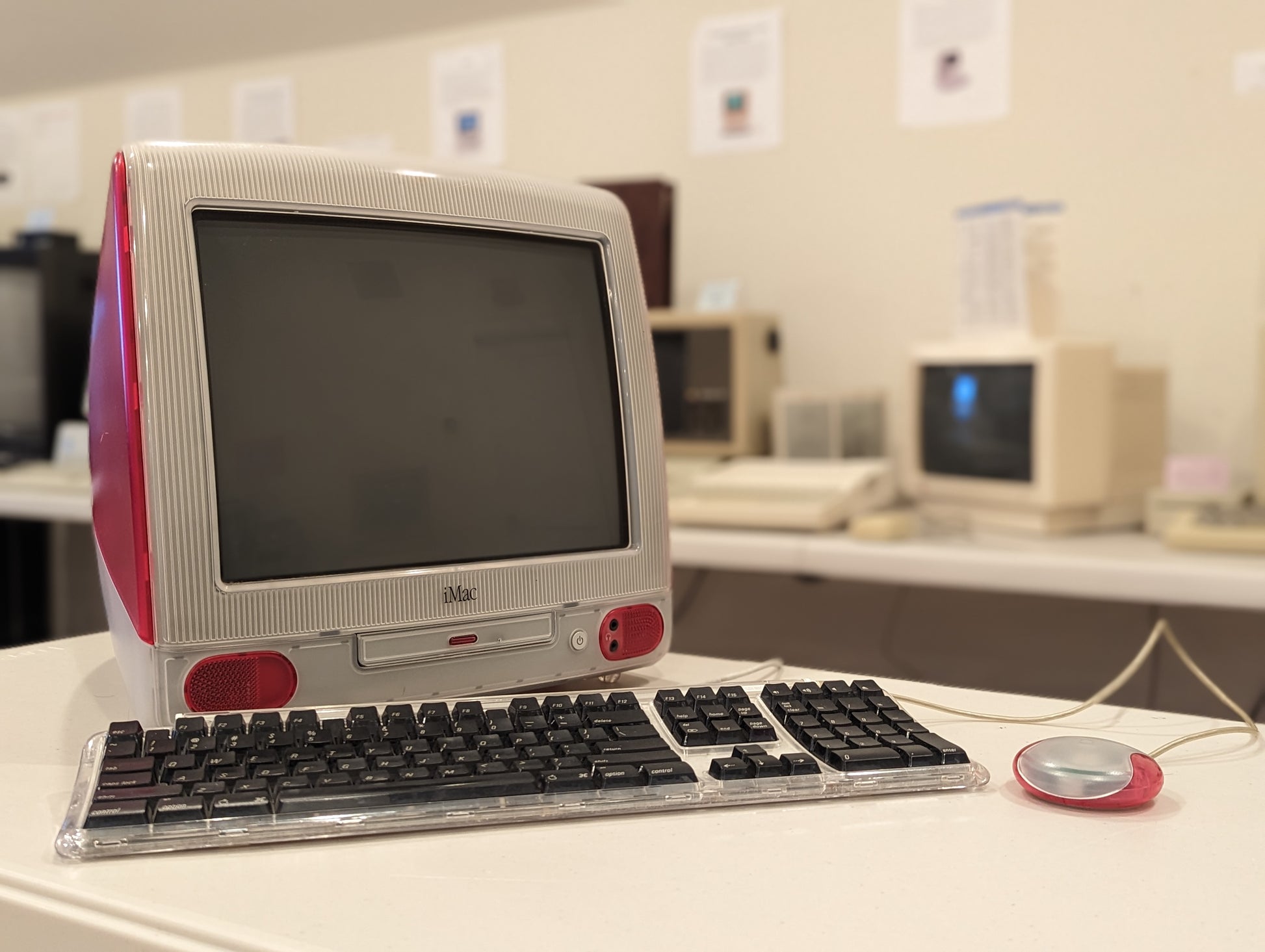 Apple iMac G3 (1998-2003) – Westport Tech Museum